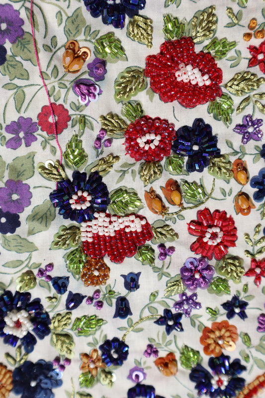 TB18 - Floral Mkhawar