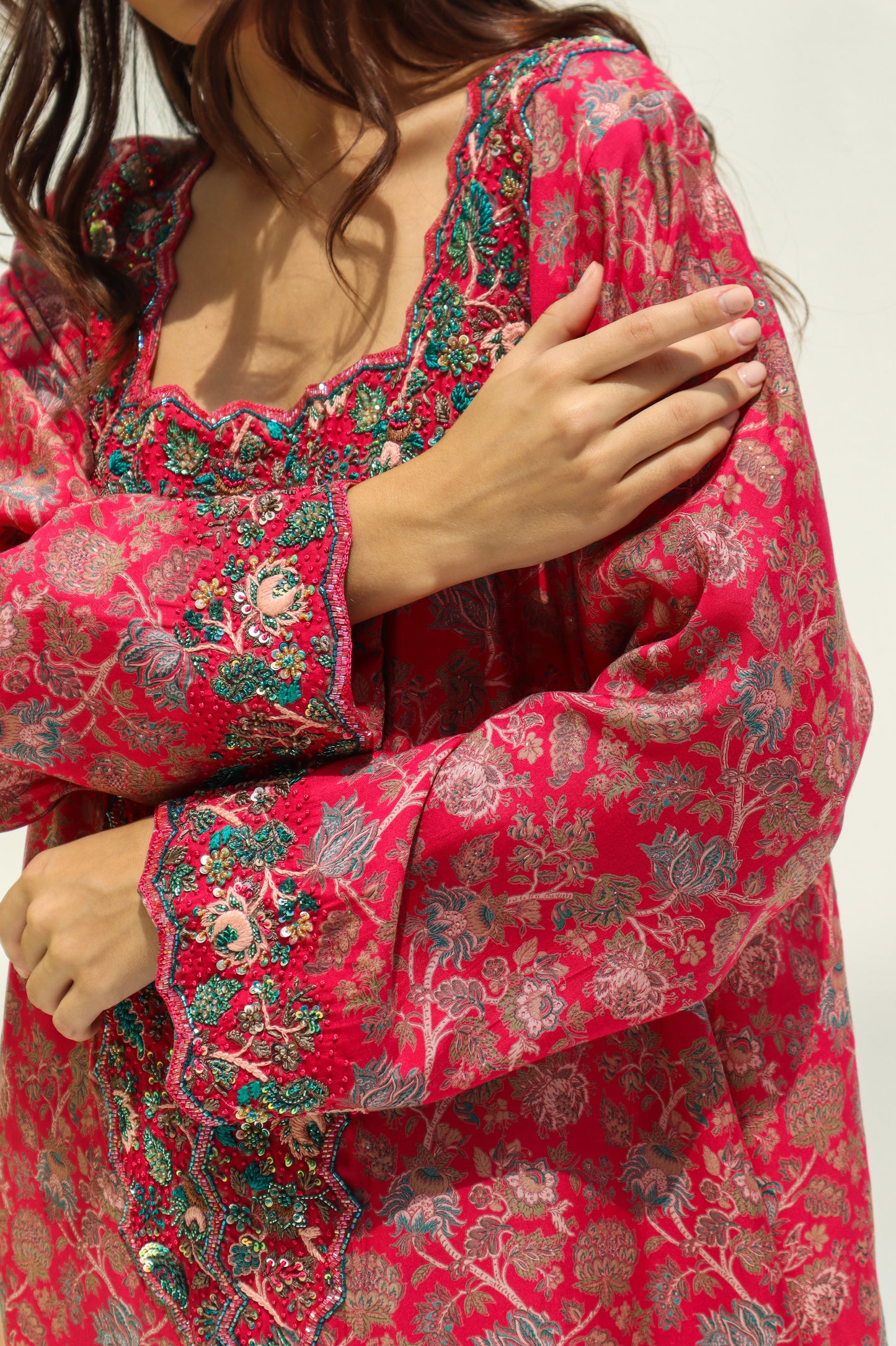 TB04 - Artisan Fuchsia Mkhawar