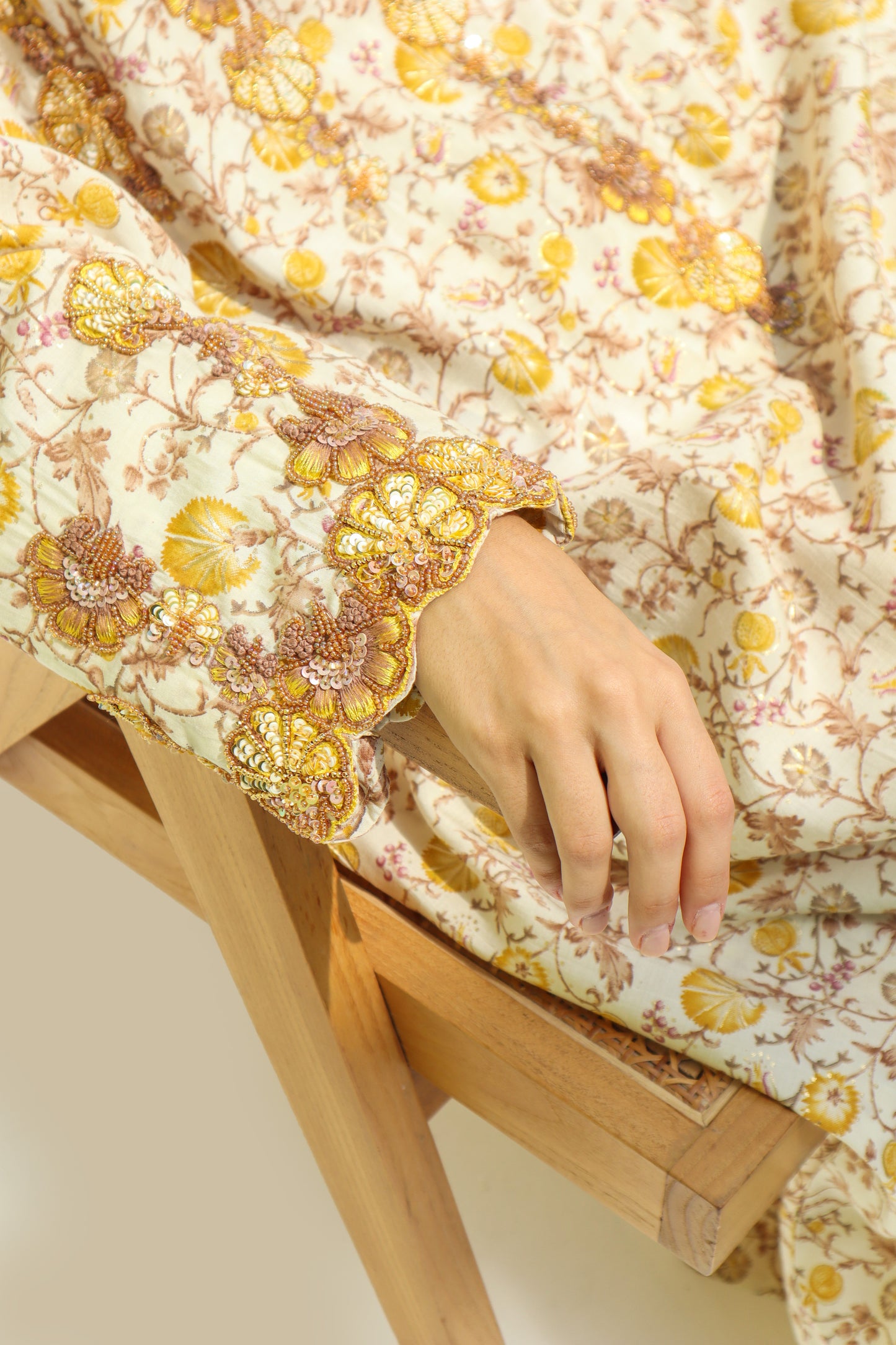 TB03 - Floral Yellow Mkhawar